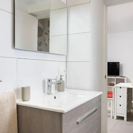 Casita Albornoz * لوس رياليخوس