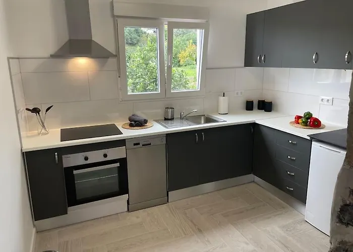 Casita Albornoz * لوس رياليخوس